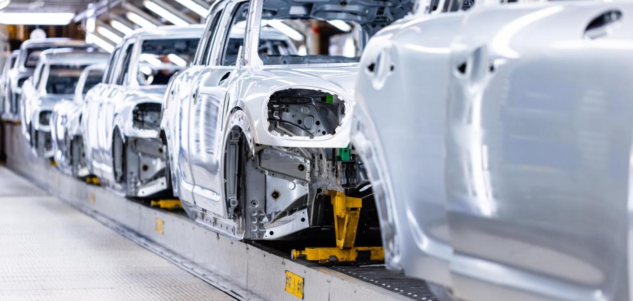 VDL Nedcar over op één ploegendienst; aantal medewerkers wordt zoals aangekondigd afgebouwd